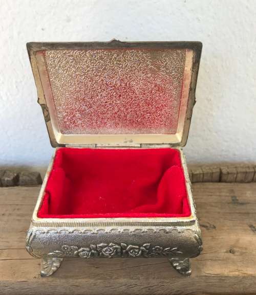 VINTAGE SILVER METAL WITH SILK TOP TRINKET BOX