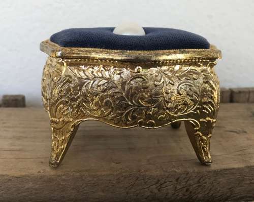 VINTAGE METAL TRINKET BOX WITH VELVET TOP