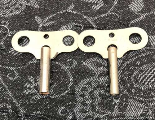 VINTAGE CLOCK KEYS