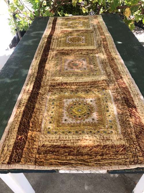 THROW - Hand Made in India