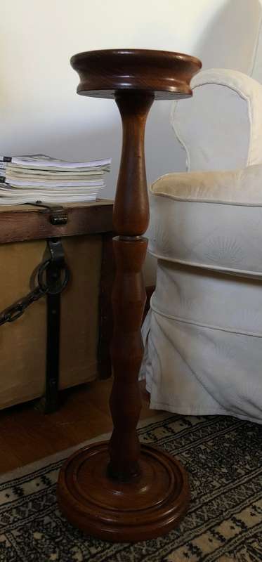 WOODEN STAND