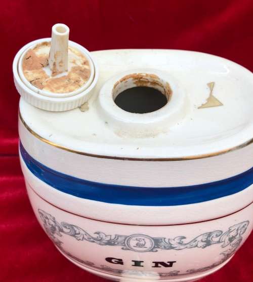 WADE GIN DECANTER