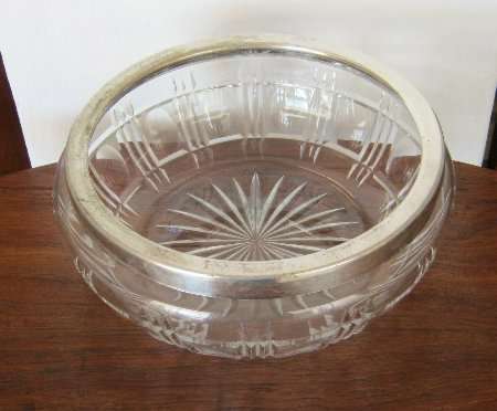 VINTAGE GLASS BOWL WITH SILVER PLATED TRIM