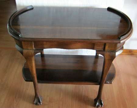BALL AND CLAW TABLE / SERVING TABLE