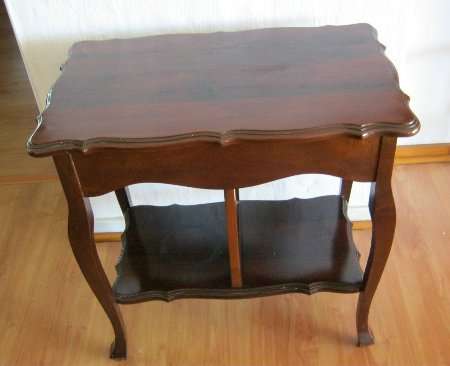 VINTAGE SIDE TABLE / BOOKCASE