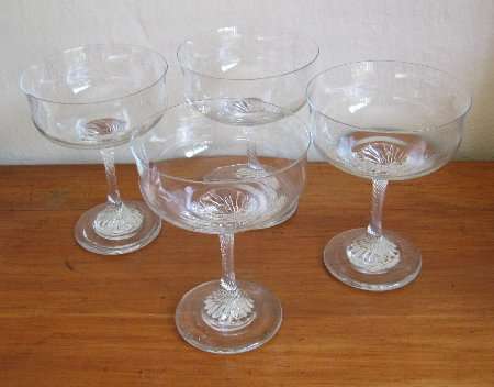 COCKTAIL / DESERT STEM GLASSES