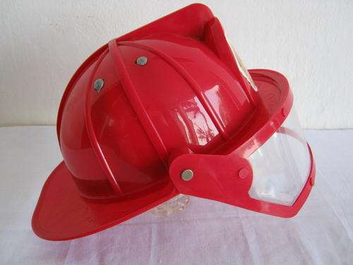 PLASTIC FIRE CHIEFS HELMET