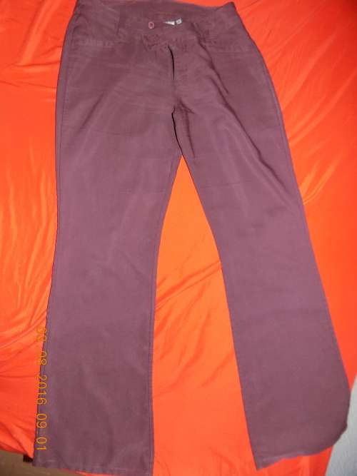 LADIES MAROON LONG PANTS SIZE 34 (10)