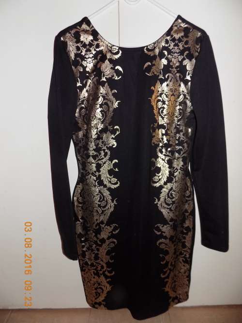 LOVELY BLACK & GOLD COCKTAIL DRESS SIZE 12