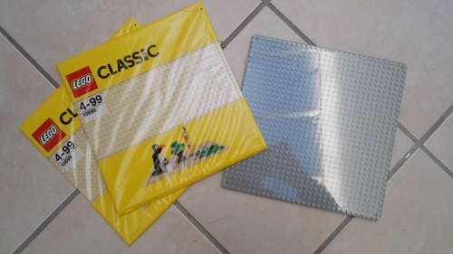 LEGO Sand base plate + BanBao Grey base plate (x 2)