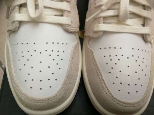 Air Jordan 1 Low Astrograbber (like new) + (discontinued)