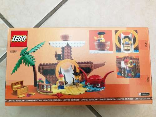 LEGO Pirate Ship Playground 40589
