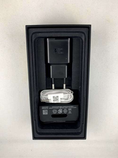 Samsung S10 Dual Sim Black in Box like new
