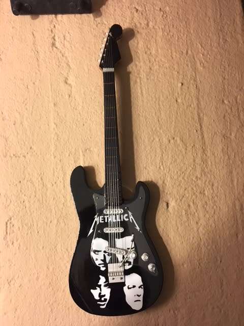 Metallica Model guitar