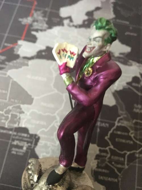 Action Figure Bundle: Batman and Joker Chess Pieces - REDUCED