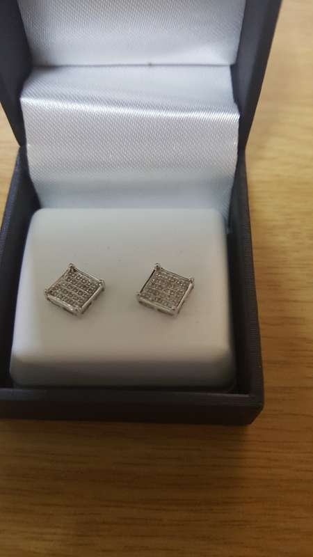 DIAMOND CLUSTER MICRO PAVE SER  0.259 ct  White Gold
