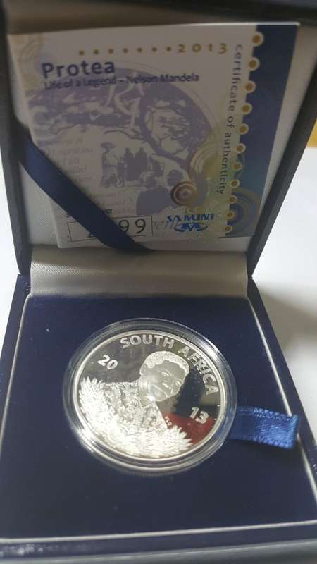 2013   MANDELA SILVER COIN  PROTEA  R1