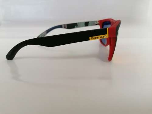 Polarized sunglasses