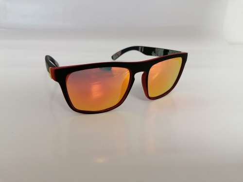 Polarized sunglasses