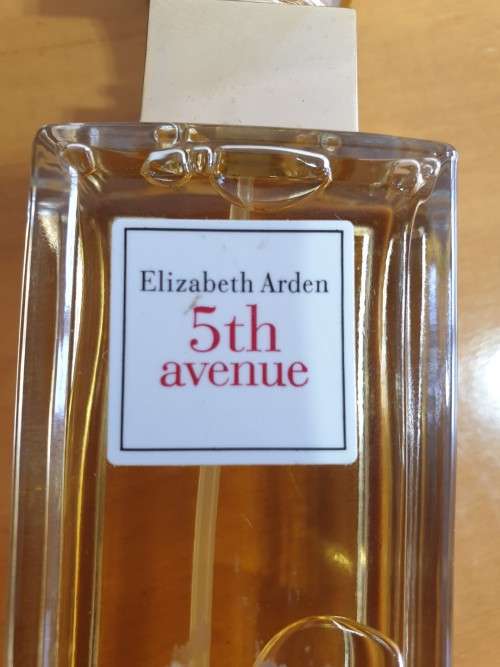Elizabeth Arden - 5th Ave  75 ml  ....Imported from  New York  USA