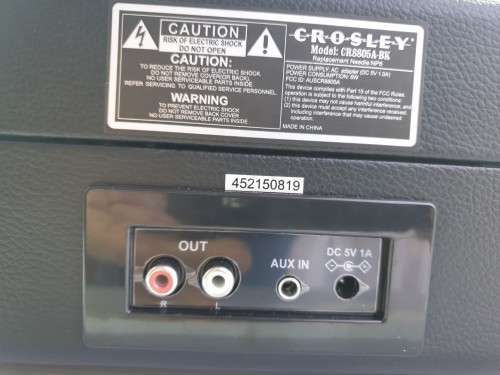 Crosley Bluetooth 3 speed Record player . UNUSED