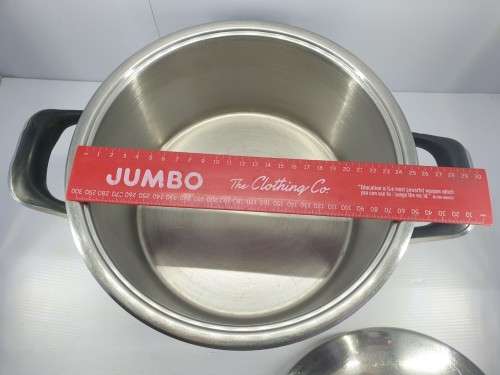 Lifetime guarantee on cookware  .....AMC COOKWARE  ...24 CM GOURMET HIGH