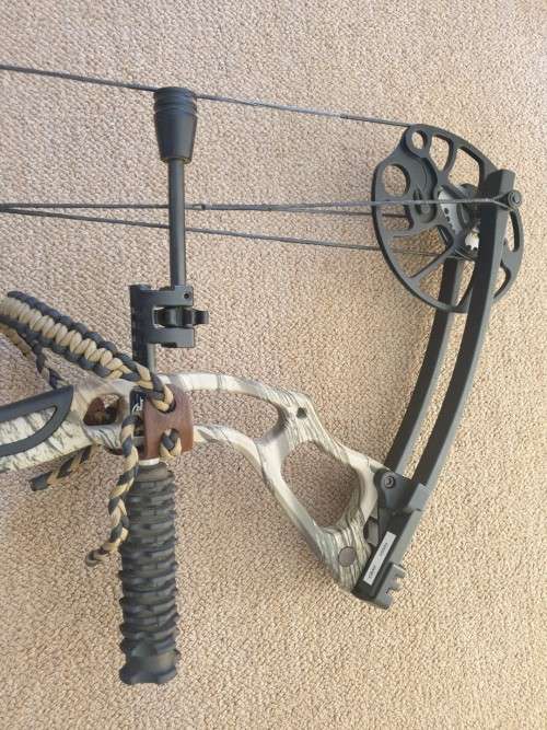 MAN KUNG COMPOUND BOW FOSSIL 30-70 LBS GOD CAMO