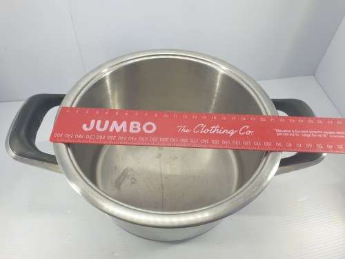 Lifetime guarantee on cookware  .....AMC COOKWARE  ...20 CM High
