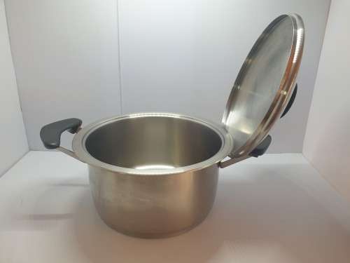 AMC cookware  .....20CM SUPER HIGH