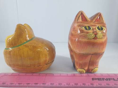 PAPER MACHE CAT HOLDER (SET OF TWO )