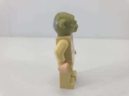 LEGO MINIFIGURINES -Lego Star Wars Mini Figure - YODA