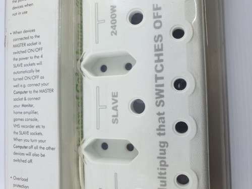 Energy saving multiplug with smart function