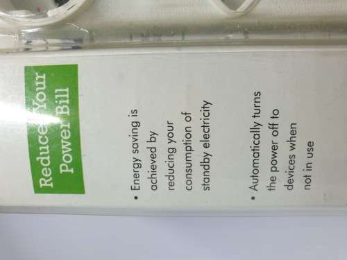 Energy saving multiplug with smart function