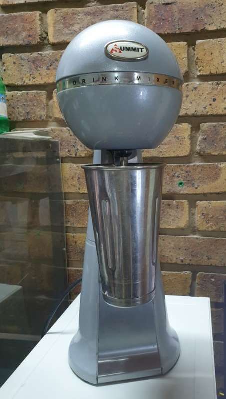 HALF PRICE SALE !!!!   Anvil Summit milkshake mixer