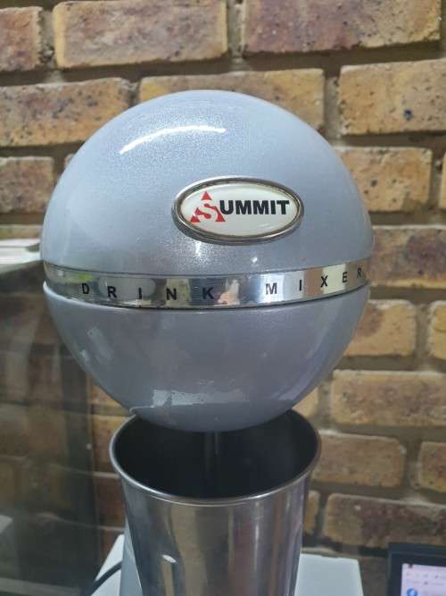 HALF PRICE SALE !!!!   Anvil Summit milkshake mixer