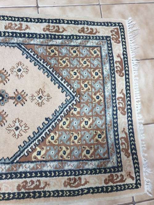 Tunisian Rug from 1972 in stunning condition