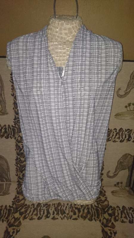 White and Black Front-cross Sleeveless Ladies Top Size 42