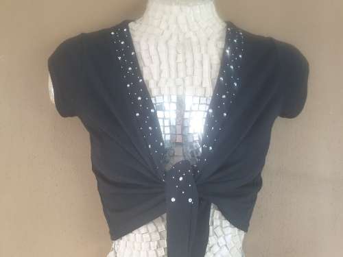 Girls Black "RT" Front-tying Top Age 11-12 Years