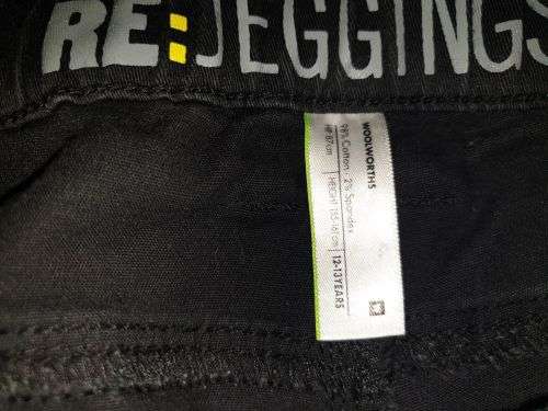 AS NEW!! Girls Black "Woolworths RE" Jeggings Age 13-14