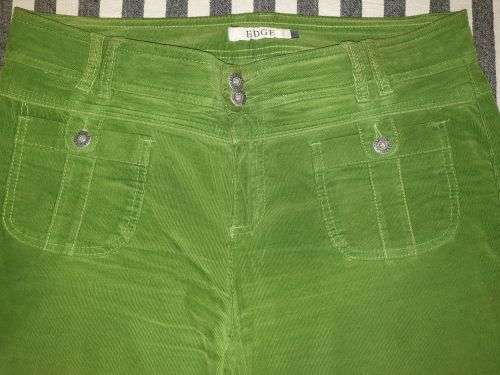 AS NEW!! Ladies Green Corduroy Wide-leg Pants Size 38