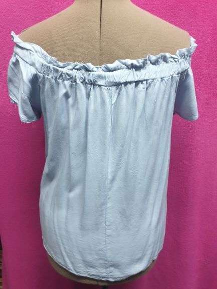AS NEW!! Ladies "Oakridge" Light-blue Off-shoulder Blouse Size XXL