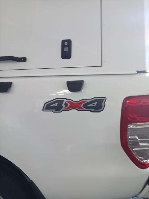4x4 Loading Box Sticker Compatible with Ford Ranger with decorative sticker