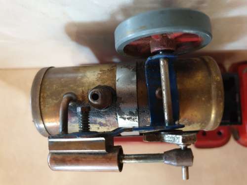 2 x MAMOD STEAM ENGINES, BOTH IN ONE LOT.
