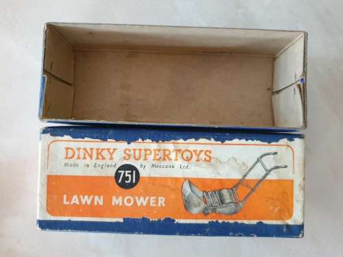 Vintage DINKY SUPERTOYS LAWN MOWER.