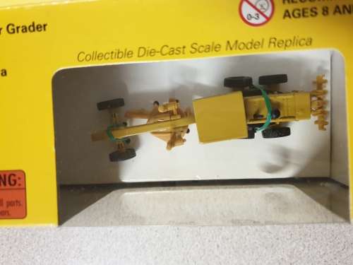 CAT 160H MOTOR GRADER. 1:87. BOXED