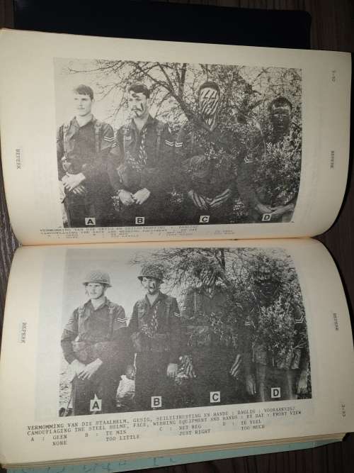 S.A.W / S.A.D.F. BASIESE OPLEIDING HANDBOEK / BASIC TRAINING MANUAL
