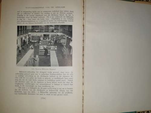 Kultuurgeskiedenis van die Afrikaner. Volledig in 3 Volumes. A4 grootte, swaar stel.