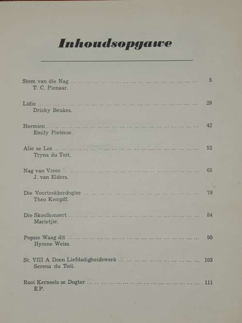 Patrys Jaarboeke - (1958 and 1954), beide hardeblad, vir seuns and dogters.