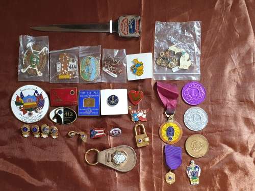 30 pieces Lions Club Memorabilia. Includes Paper knive Measuring Tape. All in one lot.