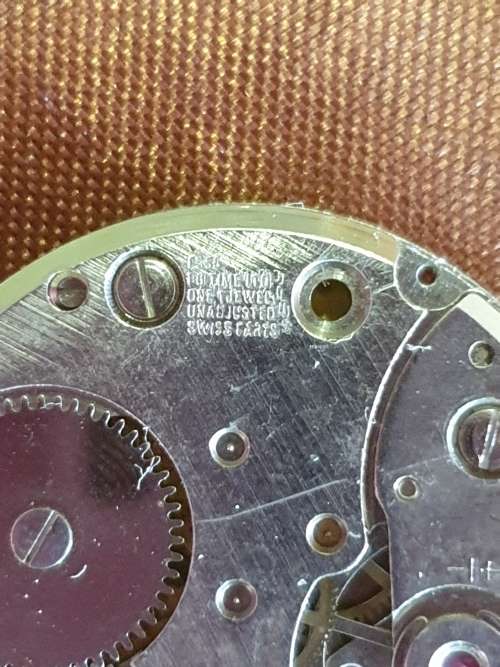 Large collection of watches/parts/etc. Some vintage.